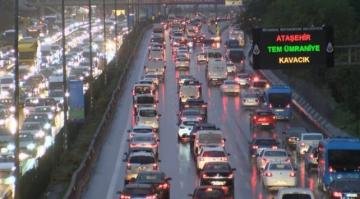 İstanbul’da trafik yoğunluğu yüzde 81’e ulaştı