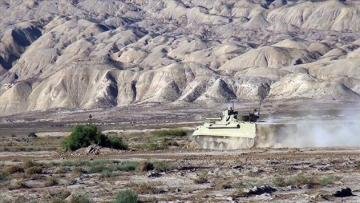 Azerbaycan: Önemli iletişim hatları kontrol altına alındı