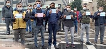 Mobilyacı esnafı Büyükşehir önünde toplandı!