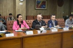 HÜLYA SELAĞZI GENÇLER TARAFINDAN TÜRKİYE DE ULUSLARARASI TİCARETTE YILIN İŞ KADINI SEÇİLDİ