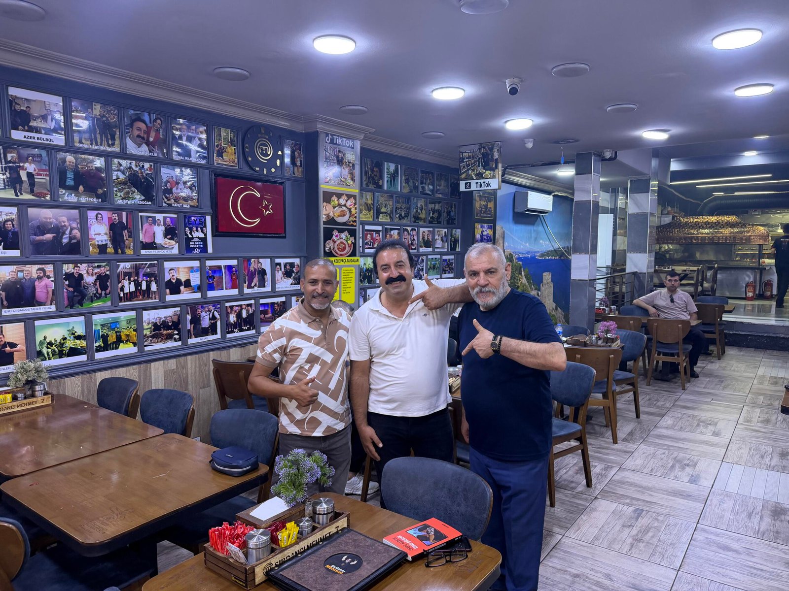 YEŞİLÇAM’IN EMEKTAR SANATÇISI SERPİL ALKAN, “SESSİZ ÇIĞLIKLARI” İLE HAYATINI KİTAPLAŞTIRDI